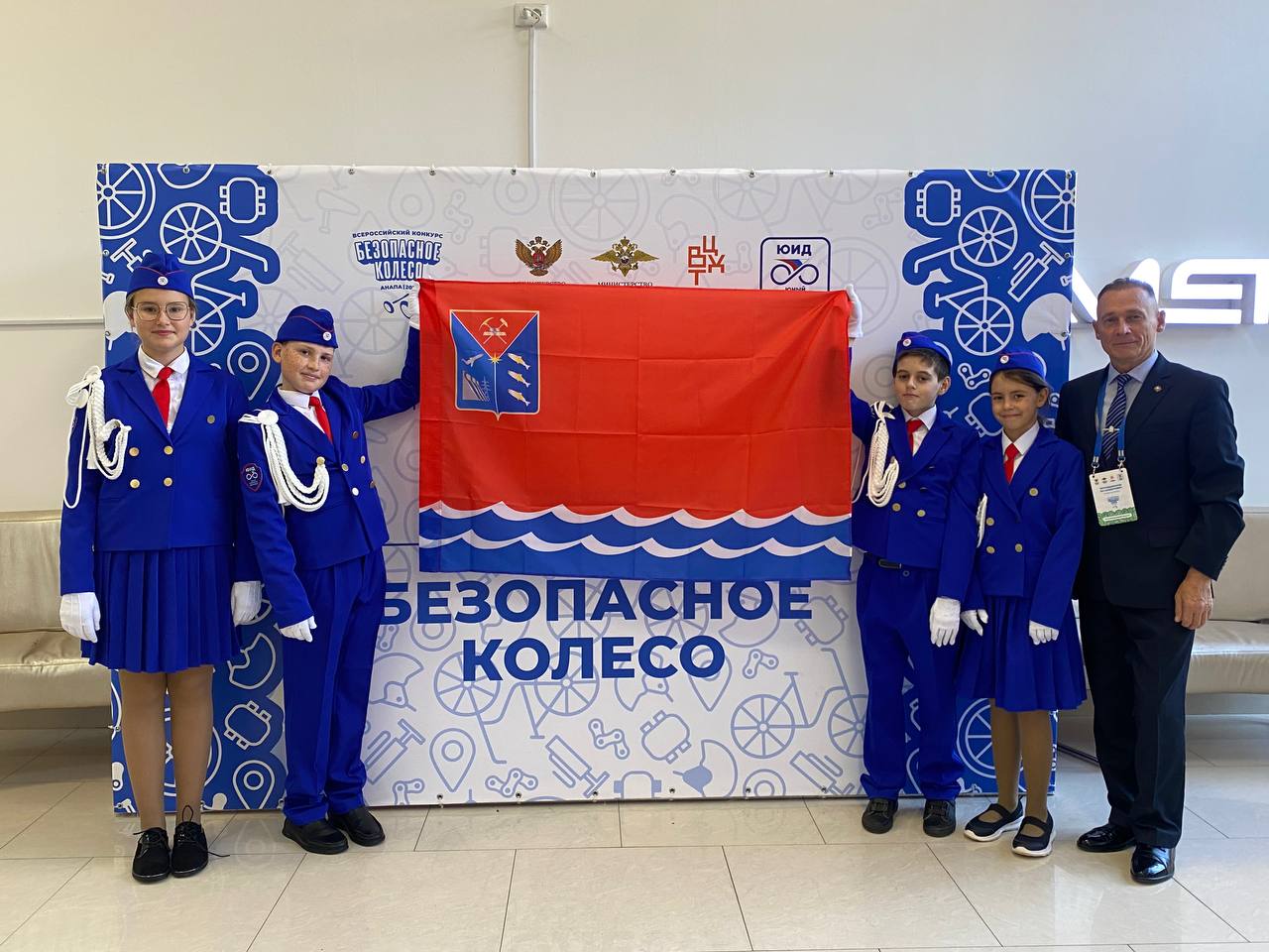 Юные инспекторы движения на финале Всероссийского конкурса Безопасное